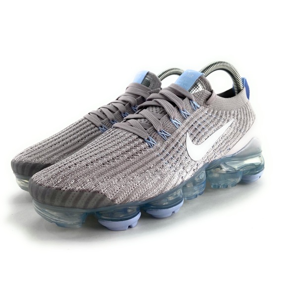 Nike Women's Air Vapormax Flyknit 3 Running Shoes - Picture 6 of 11